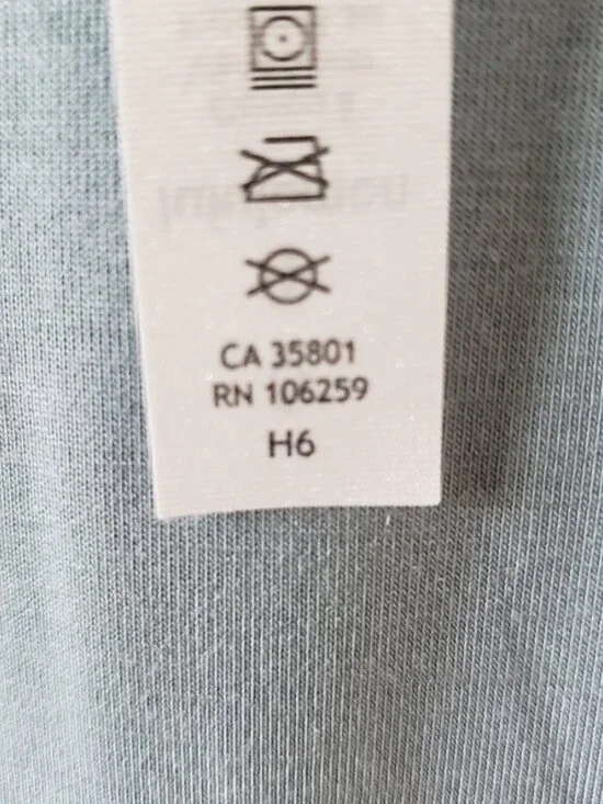 Lululemon Shirt Womens 6 Blue Sportswear Long Sleeve - Picture 4 of 4